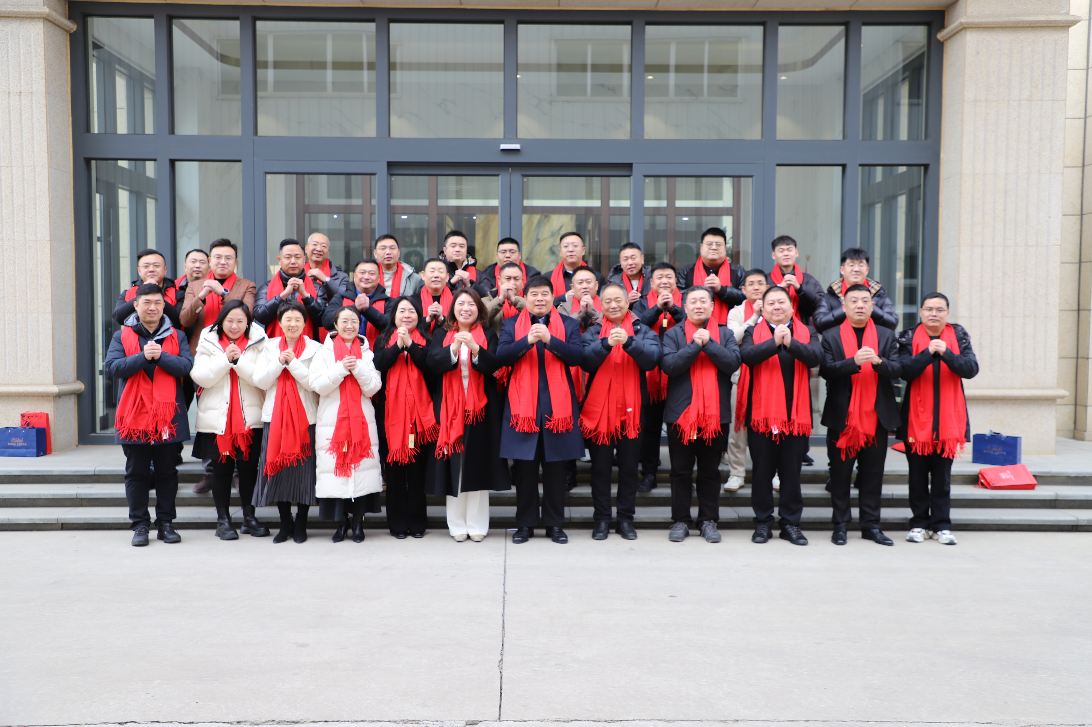 智匯光伏·共啟新程｜靜海區(qū)光伏商會2026年會議圓滿召開！